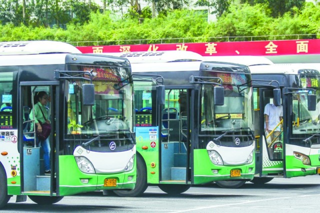 禅桂公交司机缺口多达四五百 制约交通发展_佛