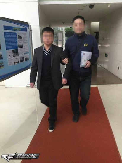 贩制外挂案将开庭 穿越火线打击非法软件源头