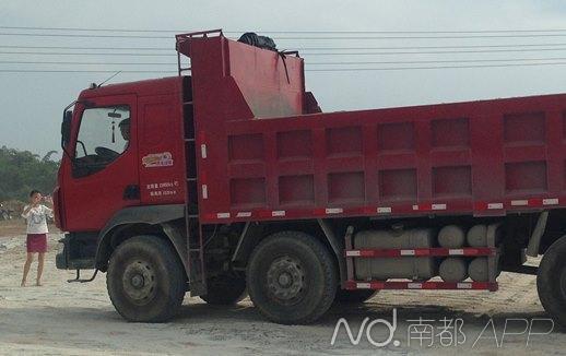 惠州停车场收违章司机反光标费 交警认定违规