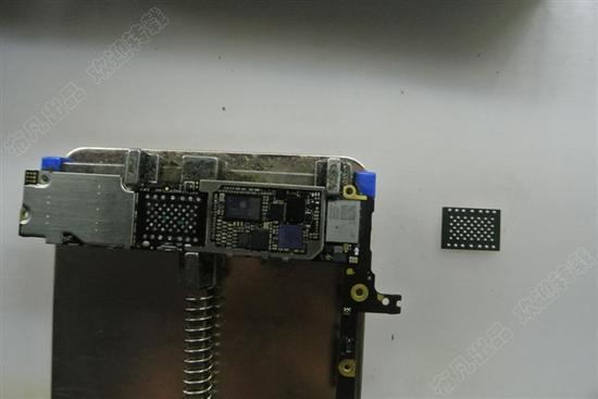 太牛了!把iPhone 6 Plus从16G手动升级到128G