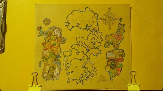 魔兽玩家彩铅手绘艾泽拉斯地图:两个世界的旅
