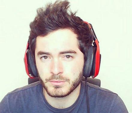 "宅男靠游戏<span