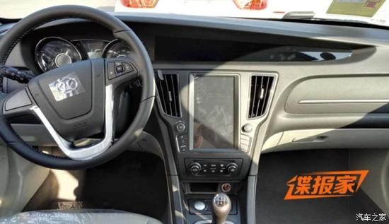 配大尺寸显示屏 曝绅宝新款D50内饰谍照