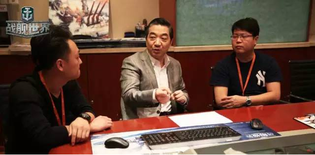 张召忠探营空中网体验战舰世界,惊叹高还原度!