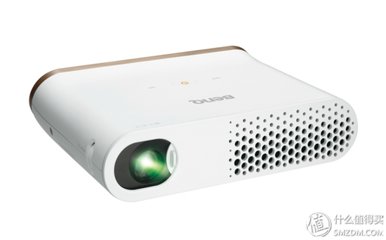 满足家庭大众化娱乐需求:BenQ 明基 发布 i300T / i300J / i500 / i910 投影仪