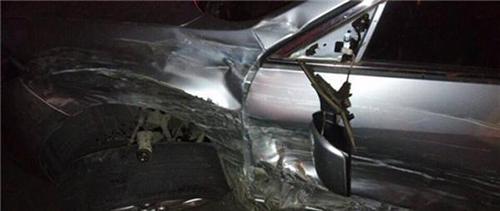 南京警车避行人致7车连撞 检测显示非酒驾