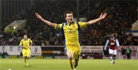 英冠提醒:布莱克联赛客场不胜 距降级区仅2分