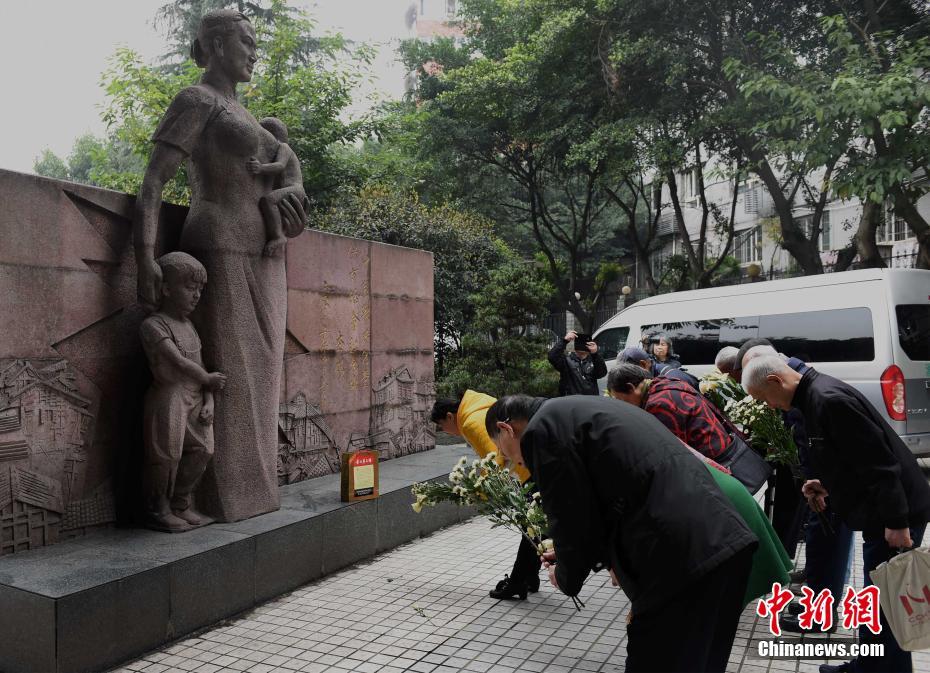 无码秘 人妻一区二区三