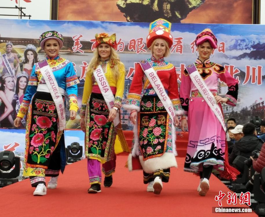 中国人农村老年人黄片