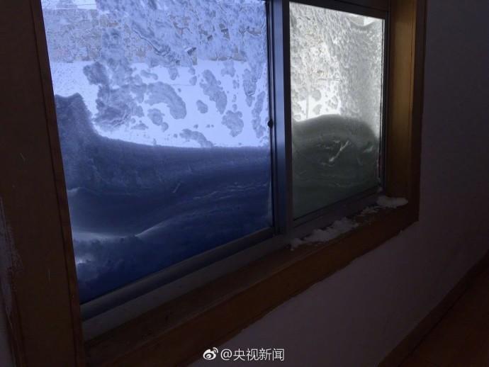 国产在线偷精品产拍