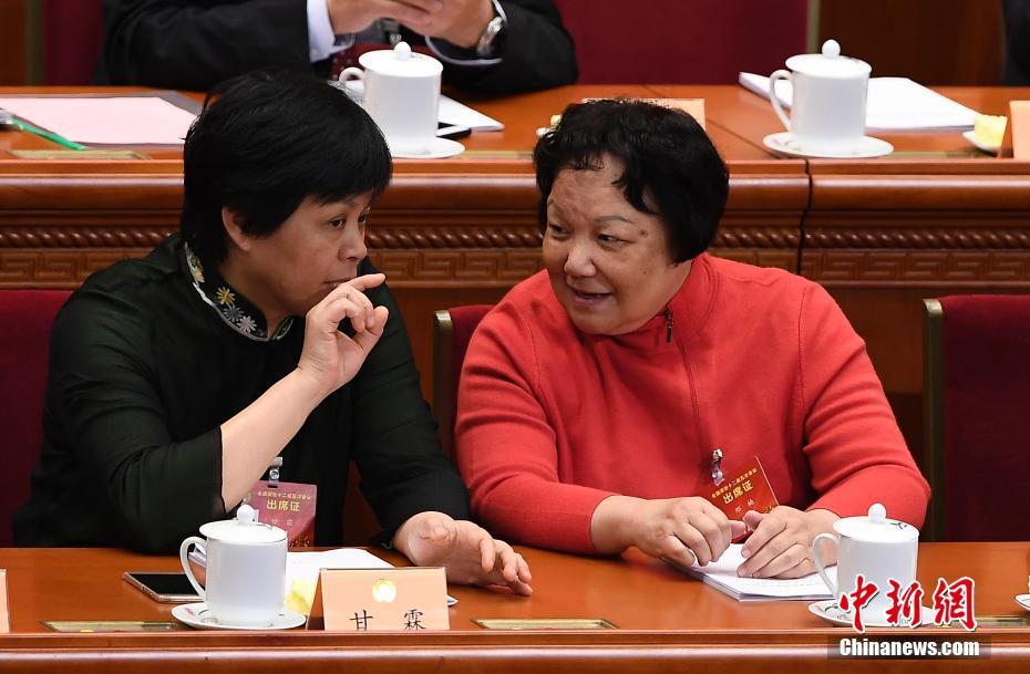 掀开白丝袜jk裙子扒掉内裤