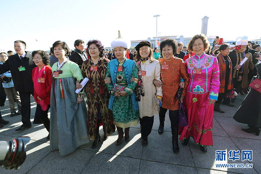 大胸妹子 韩国理伦