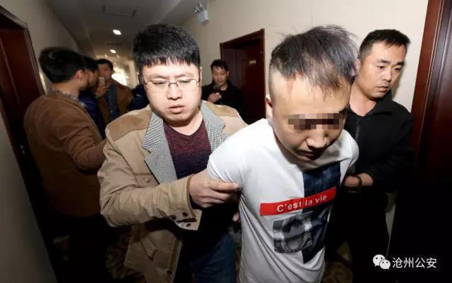 成人 色 站 导航