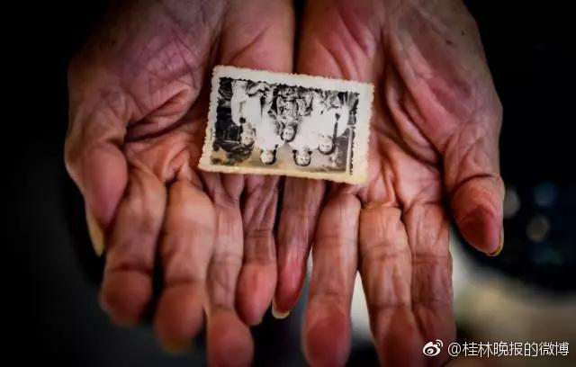 扒开 狂揉 喷水视频