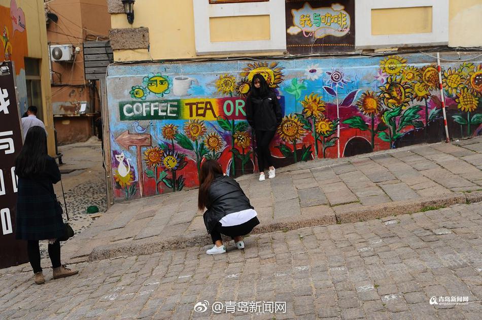 女人互摸自慰的电影