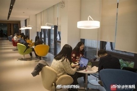 Free性裸体瑜伽老师