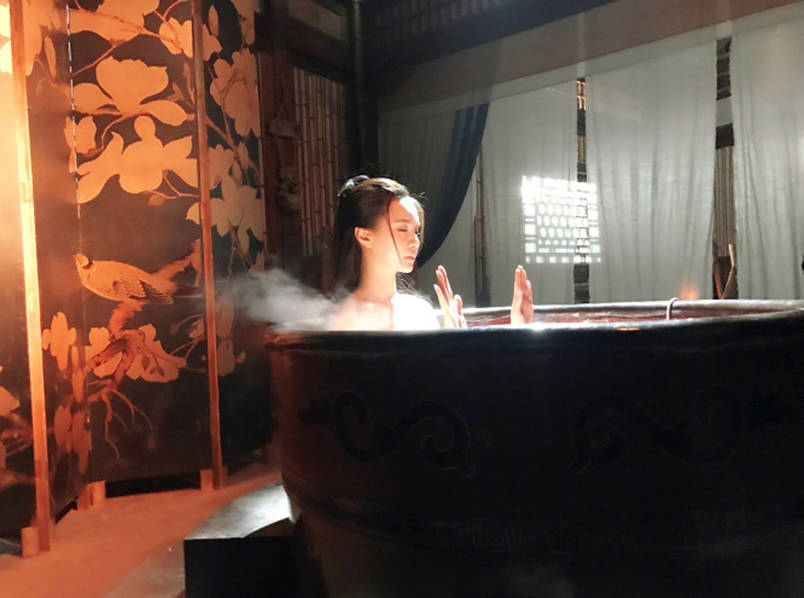 中国丰满熟妇高清色情