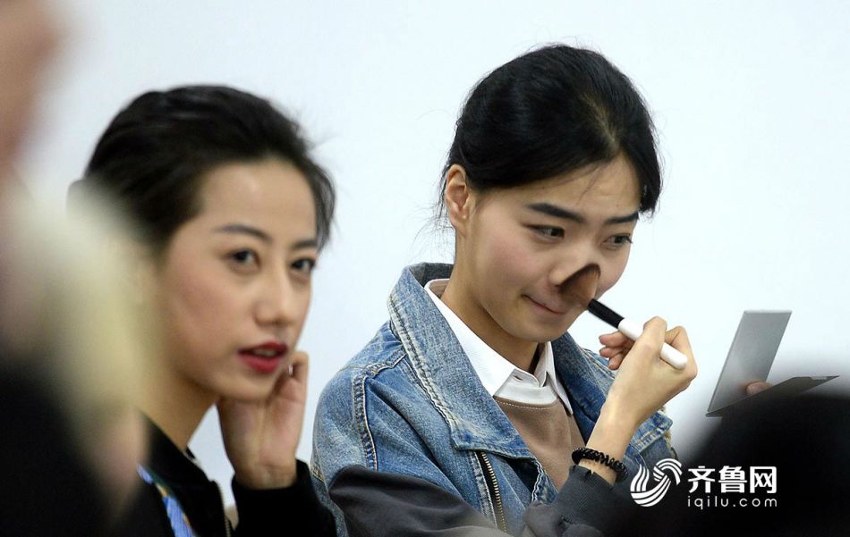 成为直播人的APP有