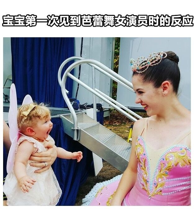 趁小表妺洗澡玩她捏她的胸
