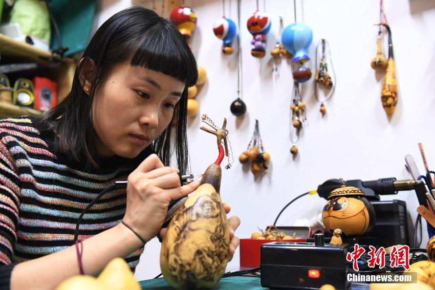 双拳虐交孕妇视频