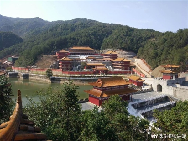 毛片区