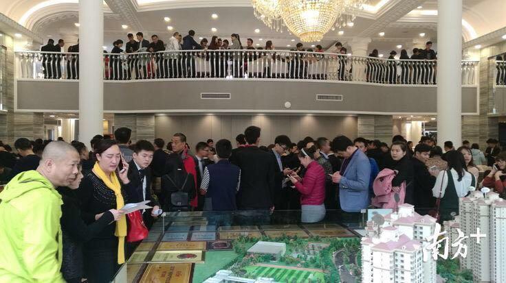 国产精品乱码一区二三区张津瑜