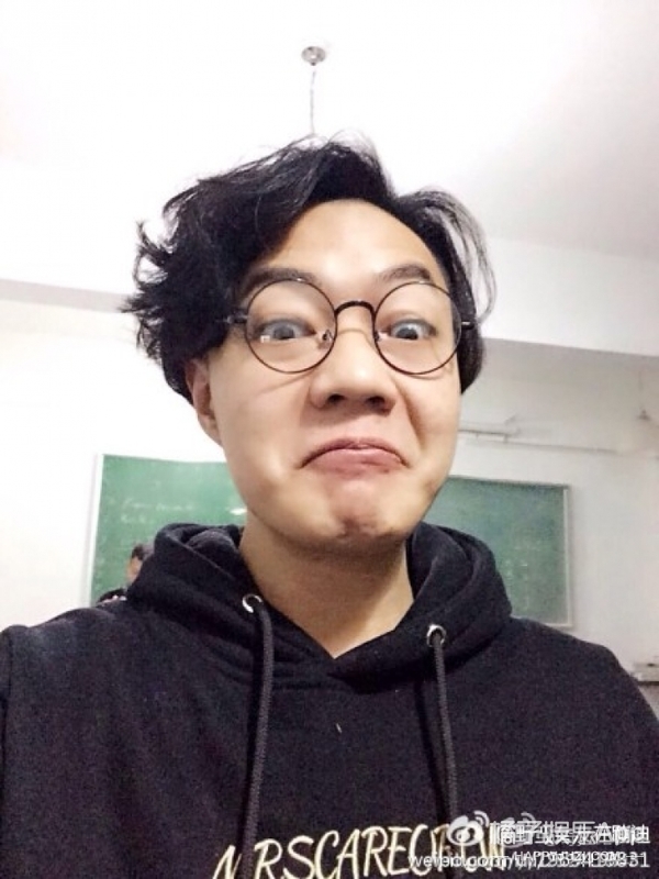 男能GAY无套 猛男