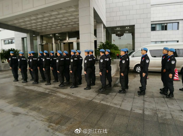 真人被 到爽 奶头在线观看