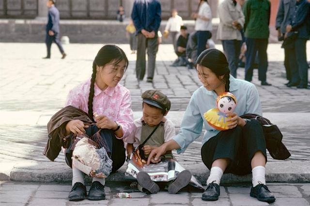 女人下面尿尿的地方一级大黄片