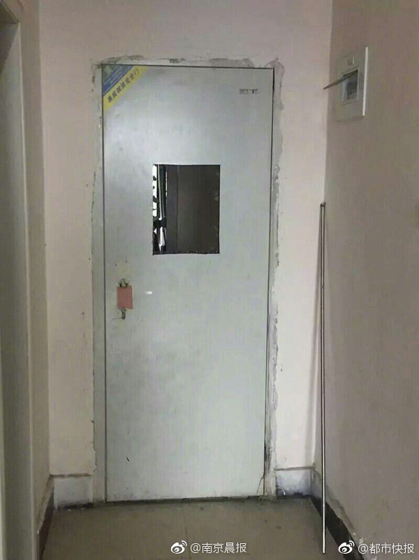 亚洲秘 无码一区二区三区妃光