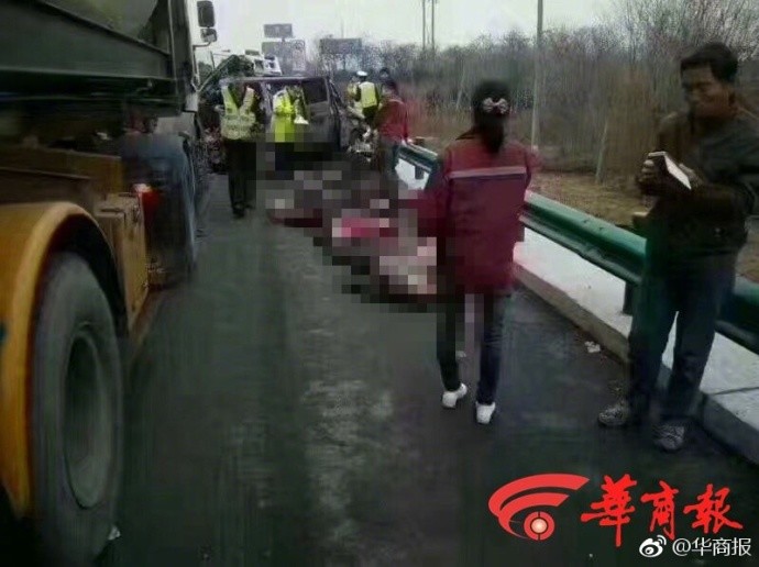 免费一区