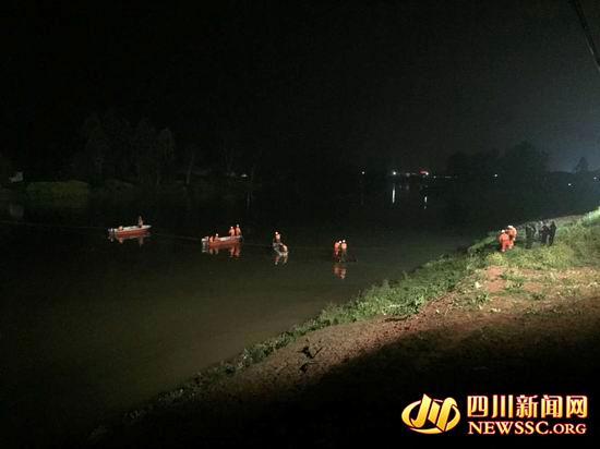 李宗瑞吴亚馨8分21秒