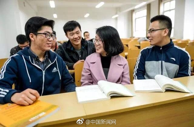 动漫裸体 挤奶羞羞洗澡