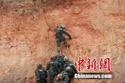 亚洲色图偷拍