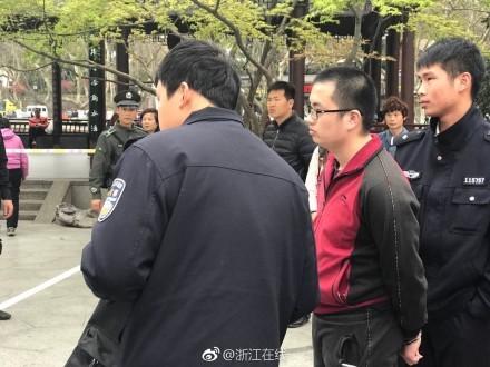 国产丰满人妻被黑人猛烈进入