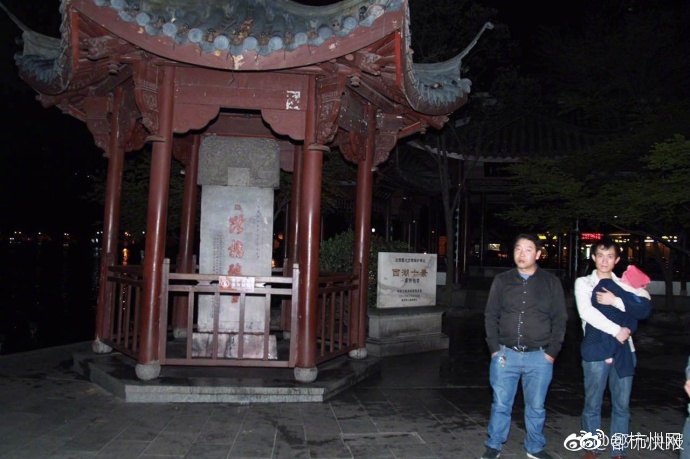 岳让我一晚弄了6次高潮