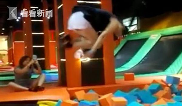 小雏第一次破苞疼哭