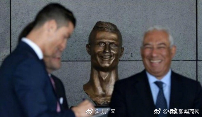 歐美黃色三級片在綫播放