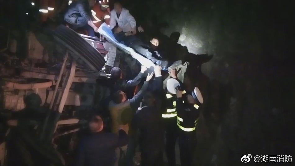 湖南溆浦县有多少人口_伟大的母爱 送给溆浦县大江口镇100岁老人 我的外婆(3)
