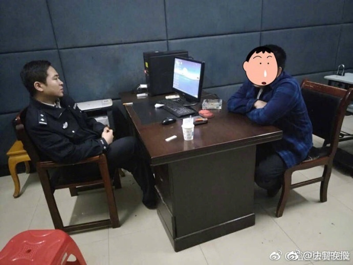 冨手麻妙
