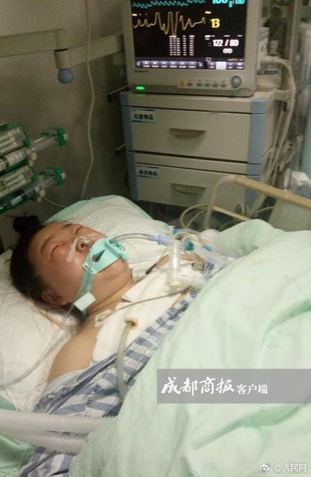 老师美女被 吸乳得到大胸动漫