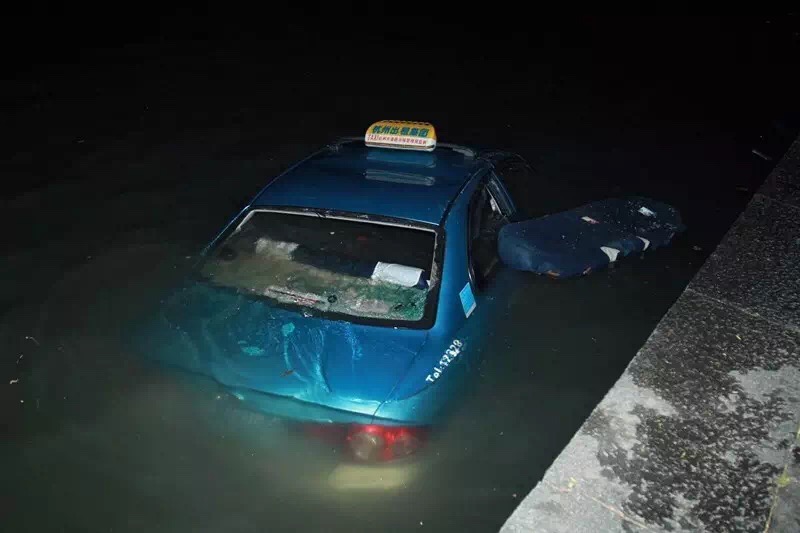 澡堂裸男偷拍