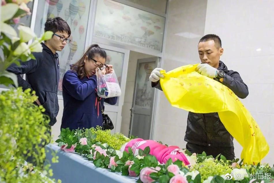 激情婬乱1一13李梅的背景故事