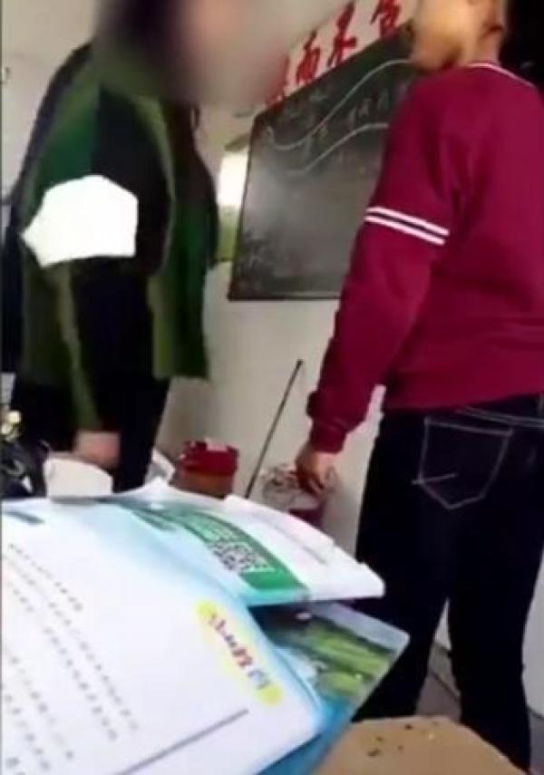 18黄色网站性爱猛乱片