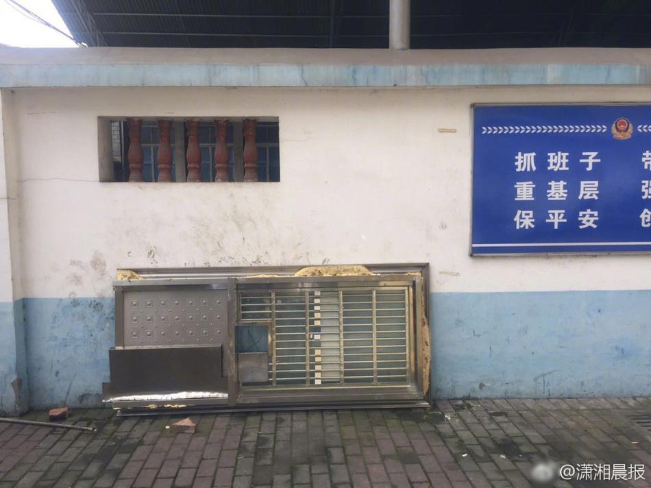 美女免费黄色永久视频