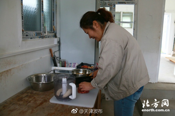 俄罗斯熟妇Hd