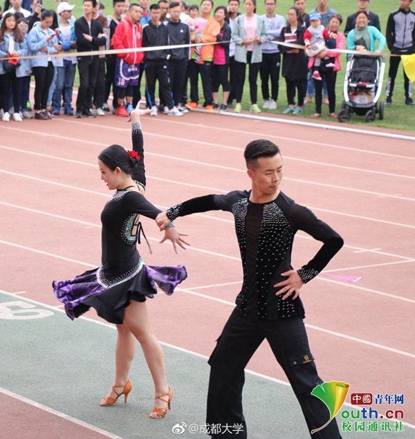男生肌肌捅女生肌肌