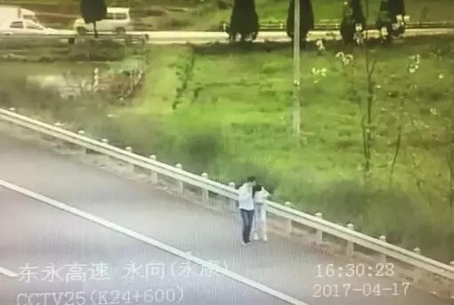 韩国黄色三级片在线