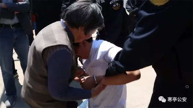 女同性互摸