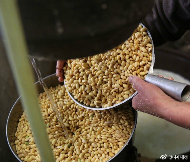 七十路垂乳熟女交尾